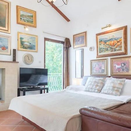 Nora'S Apartment Đảo Hvar Ngoại thất bức ảnh